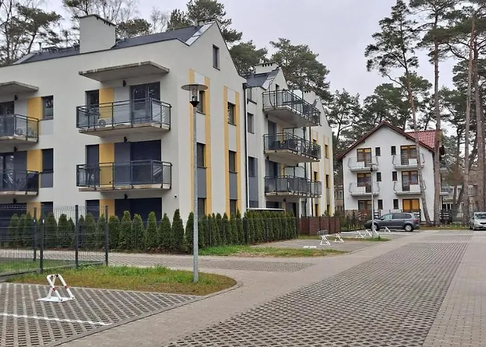 Lägenhet Green Apartment Miedzywodzie Międzywodzie